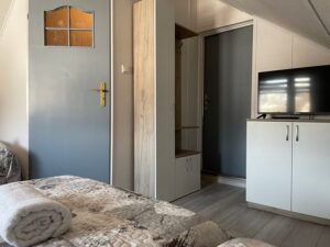 pokoj-na poddaszu-willa-anna-3